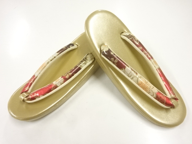 JAPANESE KIMONO / JAPANESE-STYLE ZORI (SIZE M)